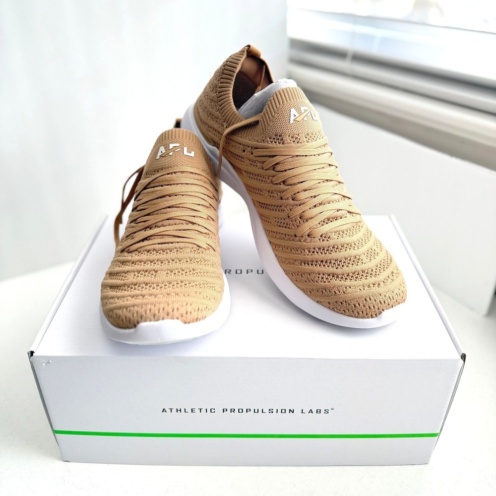 APL TechLoom Wave Running‎ Shoe Men's Size 9 Tan White